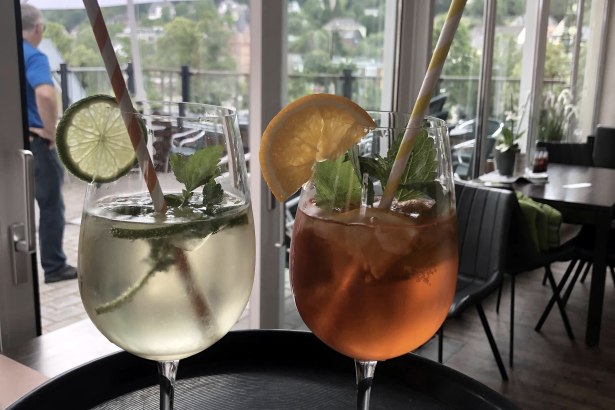 Bistro im Flecken Cocktails, © Zur zeitlich unbegrenzten und freien Nutzung