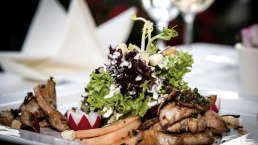 Restaurant Landhaus M&uuml;llenborn, &copy; Landhaus M&uuml;llenborn