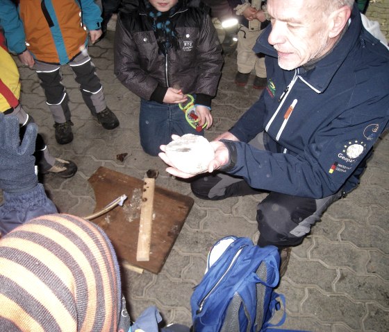 Steinzeitj&auml;ger Gruppe, &copy; Johannes Munkler