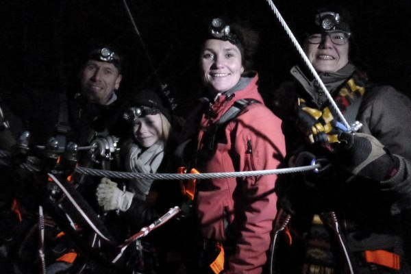 Ziplining bij NACHT, EifelAdventures, Eifel - Berlingen
Op een boomplatform