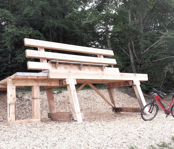 Kerschenbach XXL Bank, &copy; Ute Klinkhammer, Touristik GmbH Gerolsteiner Land