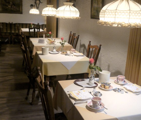 Hotel-Tannenfels-Gaststube, &copy; Andreas Kube -Touristik GmbH Gerolsteiner Land