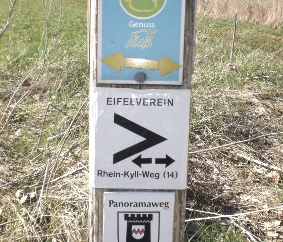 Wanderwege vor Ort, &copy; Ferienhof an der Lay-Elisabeth Schr&ouml;der