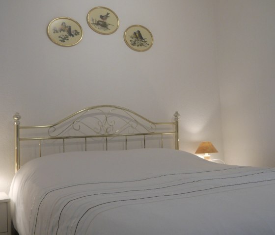 Fewo Charly - Schlafzimmer 2, &copy; Touristik GmbH Gerolsteiner Land > A. Kube