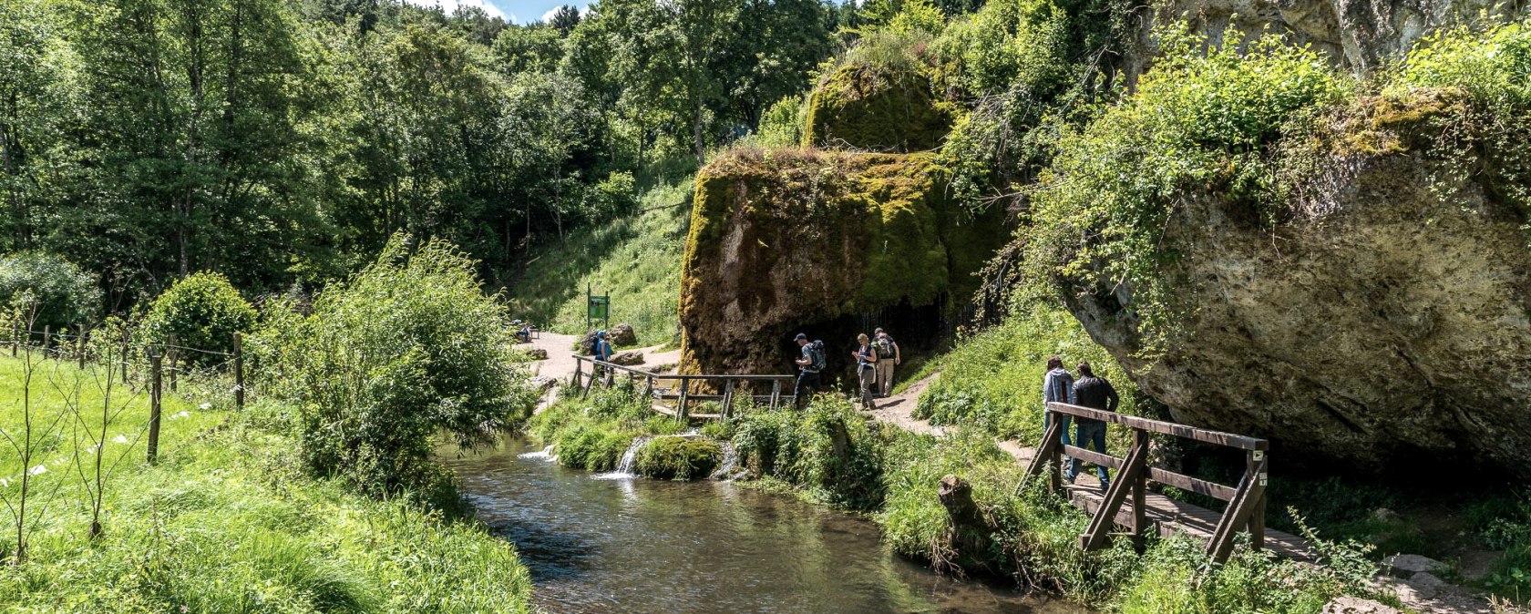 Wasserfall mit Ahbach, &copy; Achim Meurer