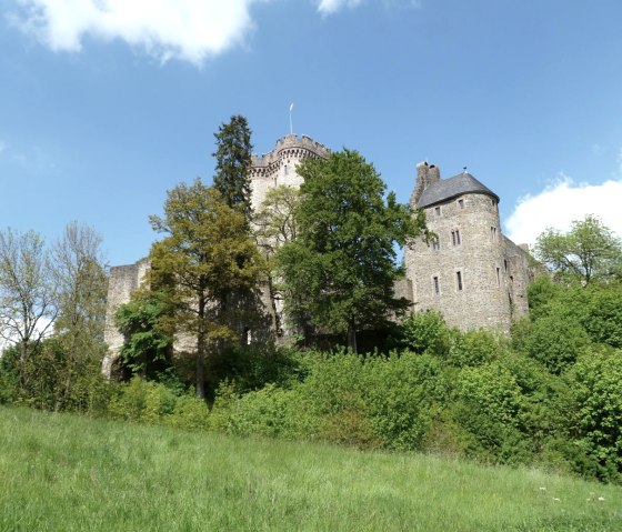 View of the Kasselburg castle near Pelm, © TW Gerolsteiner Land