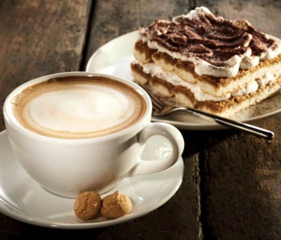 Kaffee + Kuchen, © exclusive-design ü/fotolia